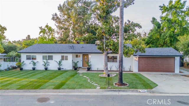 533 Via Vista Dr, Redlands CA: https://media.crmls.org/medias/be62622e-b5a1-414a-8dd0-b422380829da.jpg