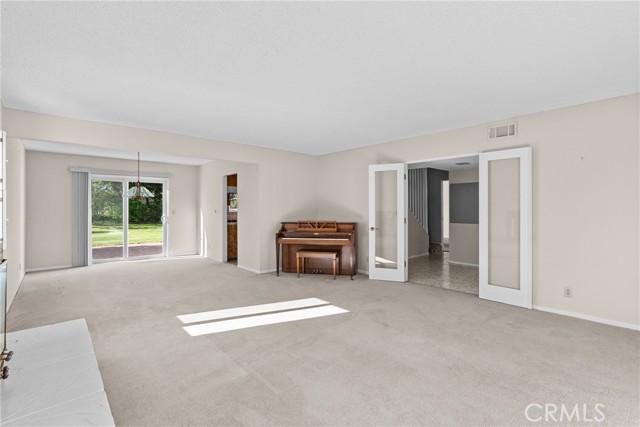 Detail Gallery Image 6 of 46 For 1012 Diamond Dr, Santa Maria,  CA 93455 - 4 Beds | 3 Baths