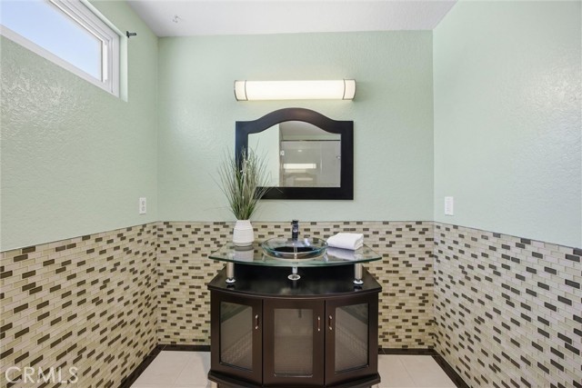 Detail Gallery Image 13 of 24 For 1526 Wollacott St, Redondo Beach,  CA 90278 - 3 Beds | 2 Baths