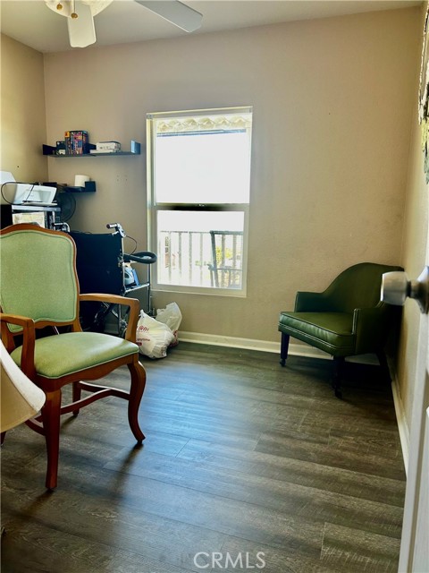 Detail Gallery Image 10 of 21 For 1536 S State St #99,  Hemet,  CA 92543 - 3 Beds | 2 Baths