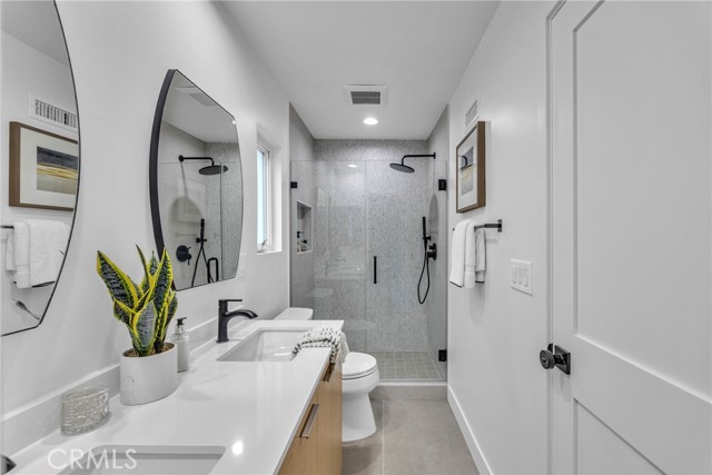 Image 21 of 50 For 20441 Whitetree Circle