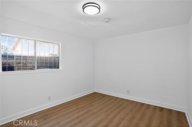 Detail Gallery Image 8 of 17 For 1555 W 59th, Los Angeles,  CA 90047 - 3 Beds | 2 Baths