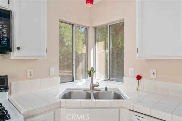 Detail Gallery Image 15 of 40 For 41985 Kaffirboom Ct, Temecula,  CA 92591 - 3 Beds | 2 Baths