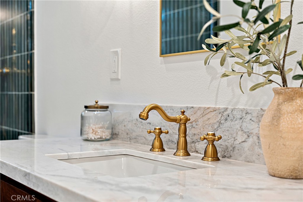 MLS #DW25181566 img 34