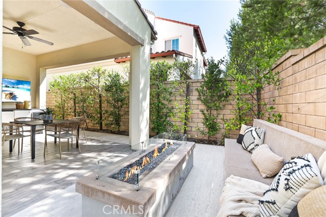 Detail Gallery Image 50 of 63 For 33 Castellana, Lake Forest,  CA 92630 - 4 Beds | 3 Baths