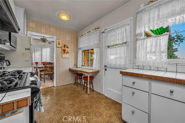 805 Meyer Lane, Redondo Beach, California 90278, 3 Bedrooms Bedrooms, ,1 BathroomBathrooms,Residential,Sold,Meyer,SB22244761