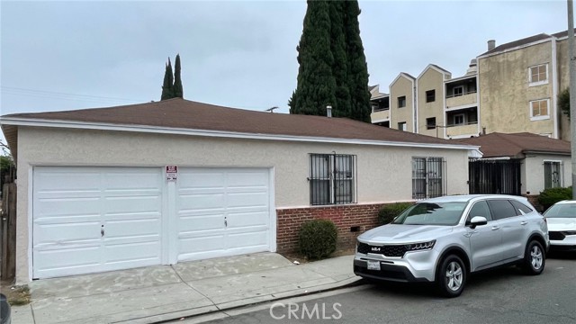 Detail Gallery Image 1 of 10 For 1615 Cherry Ave, Long Beach,  CA 90813 - – Beds | – Baths