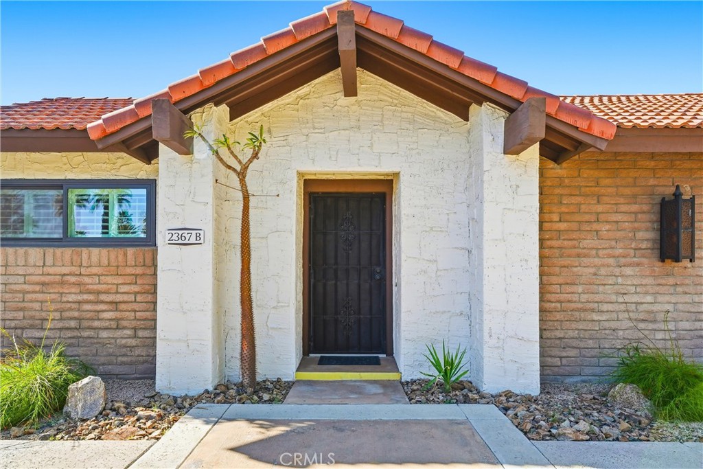 MLS #OC25270578 image #5