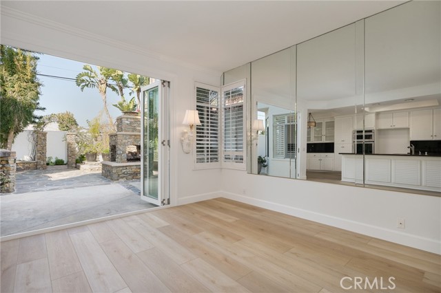 Detail Gallery Image 8 of 30 For 43 Shearwater Pl, Newport Beach,  CA 92660 - 3 Beds | 2/1 Baths