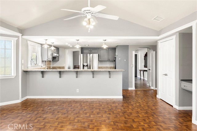 Detail Gallery Image 28 of 67 For 21725 Pinewood, Perris,  CA 92570 - 4 Beds | 3 Baths