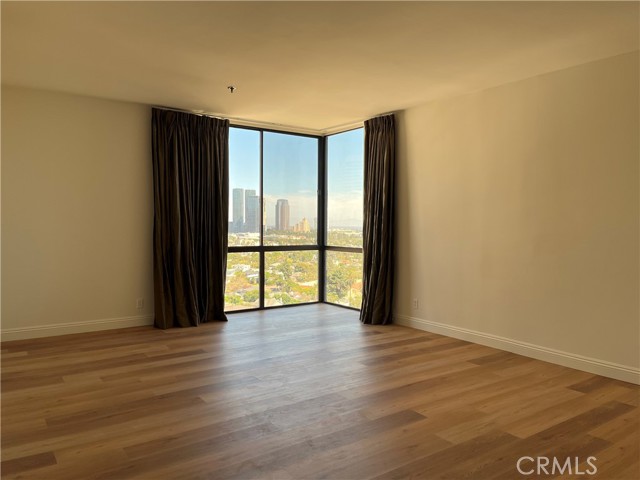 Detail Gallery Image 16 of 26 For 10660 Wilshire Bld #1707,  Los Angeles,  CA 90024 - 3 Beds | 3/1 Baths