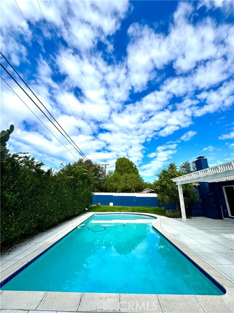 Detail Gallery Image 19 of 21 For 7845 Nevada, Canoga Park,  CA 91304 - 3 Beds | 2 Baths