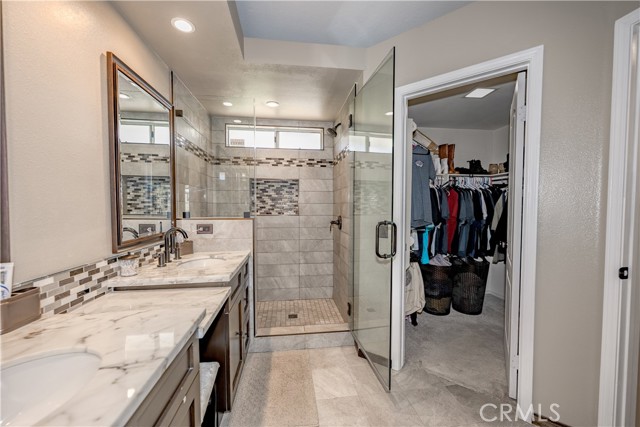 Detail Gallery Image 24 of 47 For 20419 Kesley St, Canyon Country,  CA 91351 - 6 Beds | 3 Baths