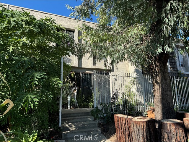 Detail Gallery Image 2 of 14 For 25180 5th Ave, San Bernardino,  CA 92410 - 2 Beds | 2/1 Baths