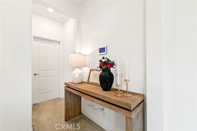 Detail Gallery Image 16 of 35 For 16746 Stags Leap, Fontana,  CA 92336 - 4 Beds | 3 Baths