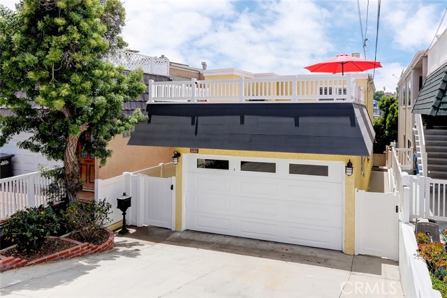 1635 Ford Avenue, Redondo Beach, California 90278, 3 Bedrooms Bedrooms, ,1 BathroomBathrooms,Residential,Sold,Ford,SB22139491