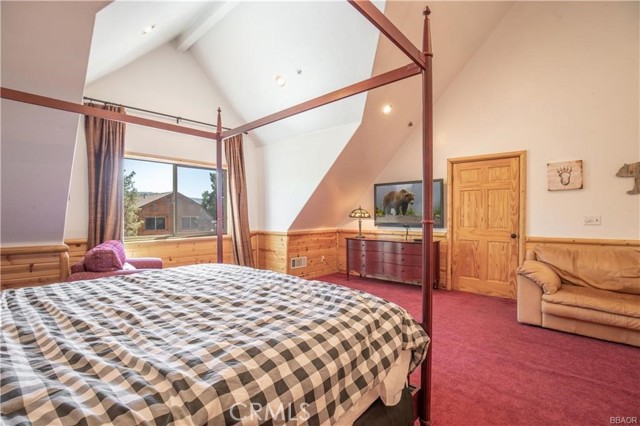 42432 Bear Loop, Big Bear City CA: https://media.crmls.org/medias/be6ae5f6-7adc-4aff-a7de-ee9303efdfbd.jpg