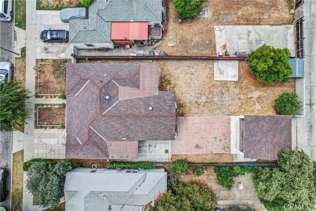 https://media.crmls.org/medias/be6bdf2e-bb5e-41b6-8820-26cb5405b789.jpg?preset=X-Large