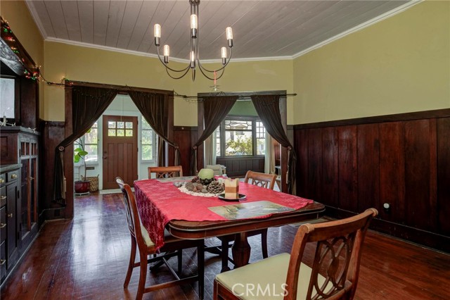 571 W 17th Street, San Pedro CA: https://media.crmls.org/medias/be6c0e8e-2c4f-4e0c-b389-f75ea8fdc4a1.jpg