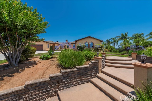 16767 Eagle Peak Road, Riverside CA: https://media.crmls.org/medias/be6c982c-5811-4549-88be-4c78da4baddf.jpg