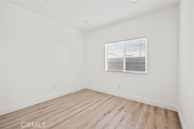 939 E 97th Street, Los Angeles CA: https://media.crmls.org/medias/be6c98e8-f2a3-47f6-ac03-01fbeab30f3b.jpg