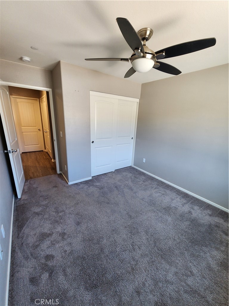 https://media.crmls.org/medias/be6ca850-c515-4adc-b957-e1f326c17c91.jpg?preset=X-Large