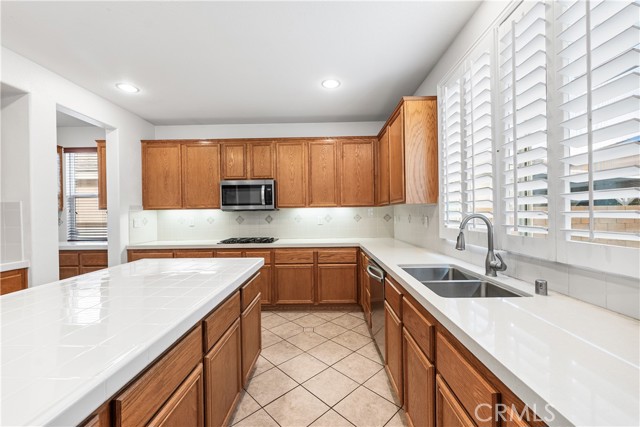 Detail Gallery Image 31 of 74 For 3642 Club Rancho, Palmdale,  CA 93551 - 5 Beds | 4 Baths