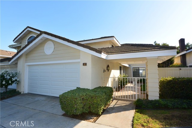 38 Rainbow Lake #15, Irvine, CA 92614