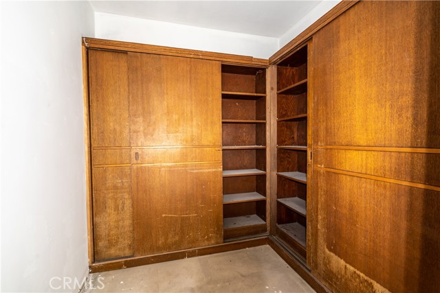 Detail Gallery Image 40 of 73 For 3362 Bellota, Los Angeles,  CA 90027 - 5 Beds | 5 Baths