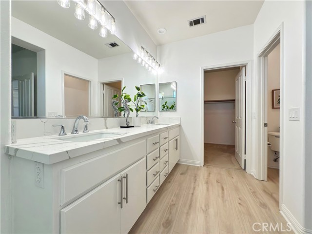 7 Bayview Drive, Buena Park CA: https://media.crmls.org/medias/be6f0a5c-f049-4638-98b4-10c5bba898b4.jpg