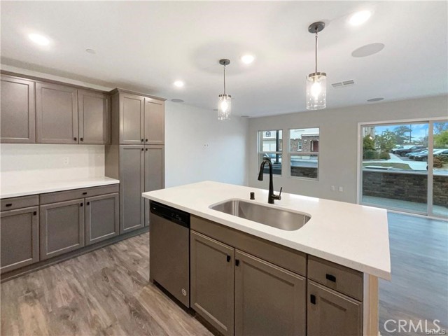 Detail Gallery Image 5 of 24 For 7155 Citrus Ave #344,  Fontana,  CA 92336 - 3 Beds | 2/1 Baths