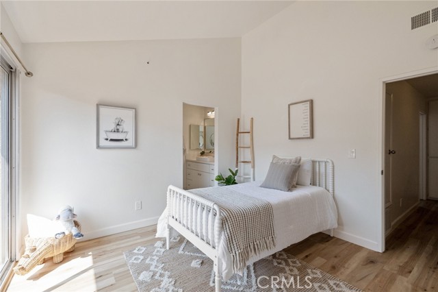 2701 Voorhees Avenue, Redondo Beach, California 90278, 2 Bedrooms Bedrooms, ,2 BathroomsBathrooms,Residential,Sold,Voorhees,SB21161153