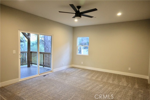Detail Gallery Image 10 of 14 For 375 S Fairway Dr, Lake Arrowhead,  CA 92352 - 3 Beds | 2/1 Baths