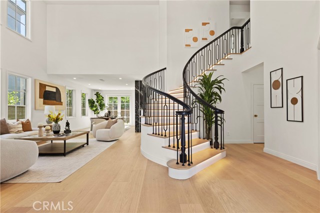 Detail Gallery Image 6 of 59 For 6 Mountainbrook, Irvine,  CA 92620 - 5 Beds | 4 Baths