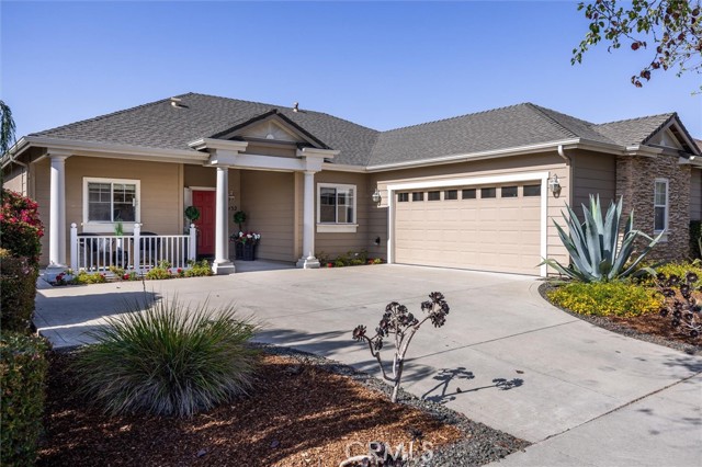 1432 Blackberry Avenue, Arroyo Grande CA: https://media.crmls.org/medias/be737560-7710-487e-ab9f-9ea8e6eed3a7.jpg
