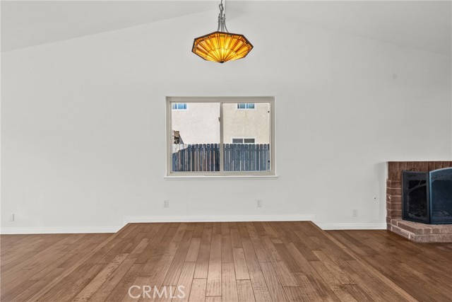 Detail Gallery Image 9 of 48 For 4847 Talmadge, Moorpark,  CA 93021 - 3 Beds | 2 Baths