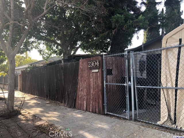 2304 Avenue 31, Glassell Park, California 90065, 2 Bedrooms Bedrooms, ,1 BathroomBathrooms,Single Family Residence,For Sale,Avenue 31,318000216