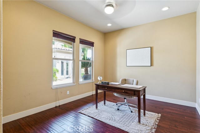 Detail Gallery Image 19 of 74 For 19262 Monterey St, Apple Valley,  CA 92308 - 5 Beds | 5/1 Baths