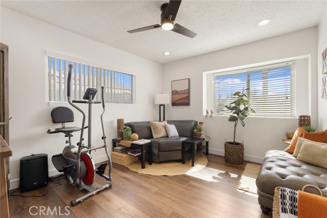 Detail Gallery Image 13 of 46 For 1675 W Mells, Anaheim,  CA 92802 - 4 Beds | 2/1 Baths