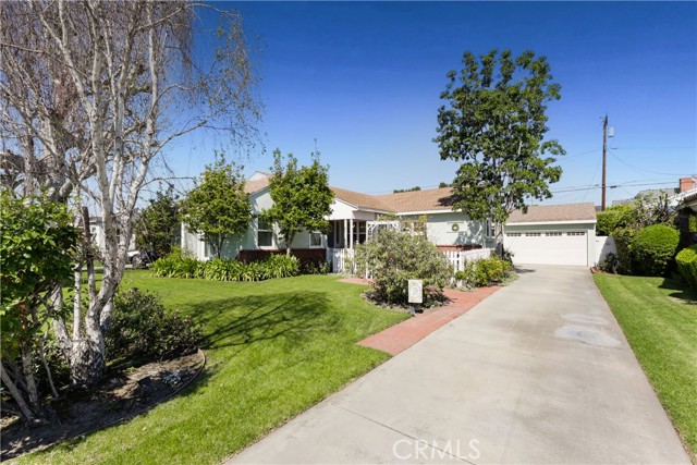 Detail Gallery Image 3 of 56 For 7457 3rd St, Downey,  CA 90241 - 3 Beds | 2 Baths