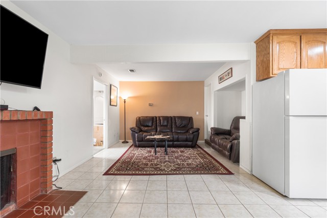 Detail Gallery Image 15 of 37 For 1517 237th, Harbor City,  CA 90710 - 4 Beds | 3 Baths