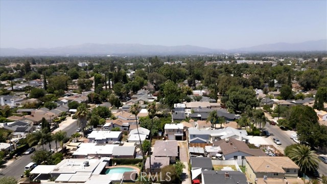 18713 Vanowen Street, Reseda CA: https://media.crmls.org/medias/be77bf14-4d7f-4a8f-882f-b4162dd6a2b3.jpg