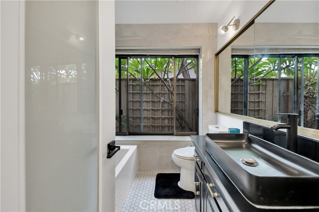 MLS #SR25263975 image #17