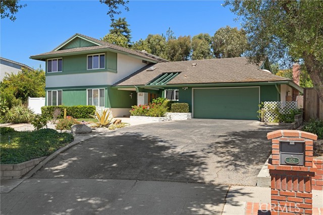 152 Ventana Court, Thousand Oaks CA: https://media.crmls.org/medias/be78b671-65ac-467a-a3e4-57580b25e58e.jpg
