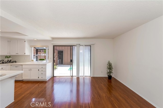 Detail Gallery Image 10 of 28 For 1443 Dalmatia Dr, San Pedro,  CA 90732 - 3 Beds | 2/1 Baths