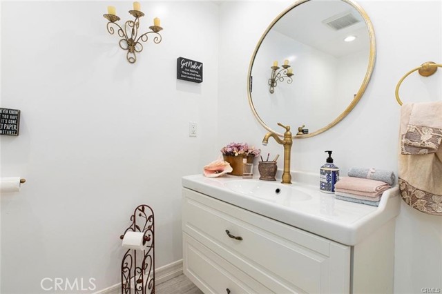 Detail Gallery Image 21 of 44 For 2313 Hollister, Glendale,  CA 91206 - 3 Beds | 2 Baths