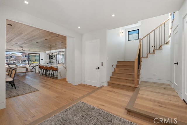 20 Balboa Coves, Newport Beach CA: https://media.crmls.org/medias/be7a0351-fde5-4b78-ab3d-a651557b443a.jpg