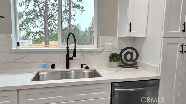 Detail Gallery Image 11 of 33 For 6485 Providence Ct, Magalia,  CA 95954 - 4 Beds | 2 Baths
