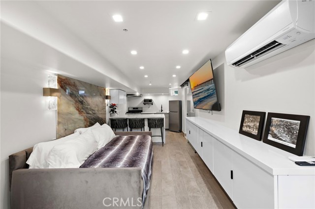 Detail Gallery Image 8 of 13 For 2699 Solana Way #B,  Laguna Beach,  CA 92651 - 0 Beds | 1 Baths