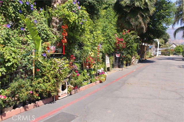 10799 Sherman Grove Avenue, Los Angeles CA: https://media.crmls.org/medias/be7b57d0-d048-465d-bc16-5b3c5f76f637.jpg